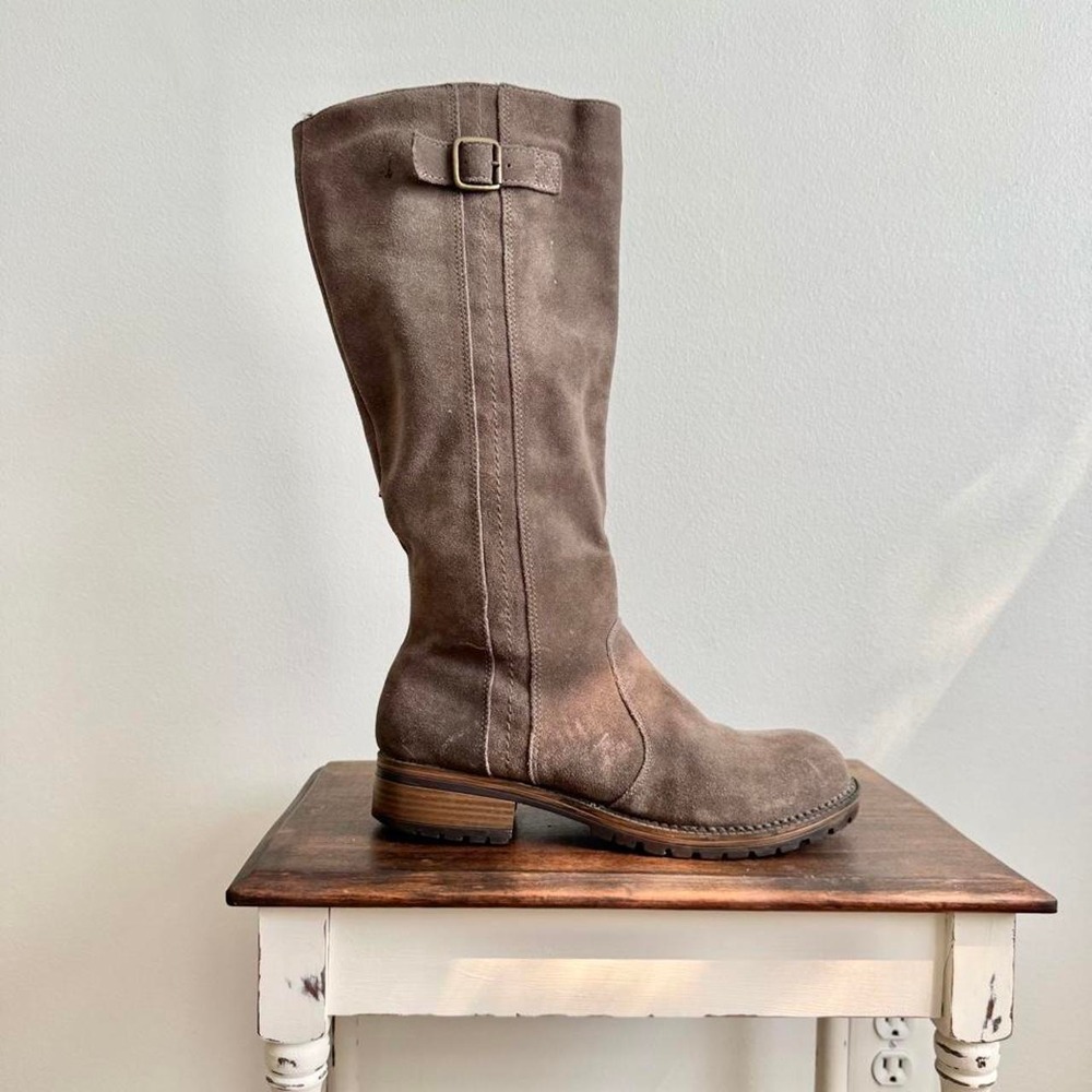 Y2K size 11 merona target brand suede chunky campus boot - taupe grey